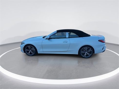 Used 2024 BMW 430i Convertible w/ Premium Package image 4