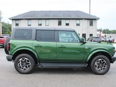 Used 2025 Ford Bronco Outer Banks AWD/4WD image 6