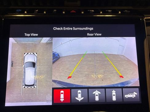Used 2022 Jeep Grand Cherokee Summit AWD/4WD image 17