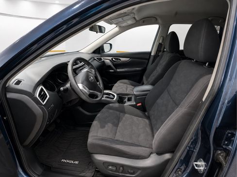 Used 2016 Nissan Rogue SV AWD/4WD image 14