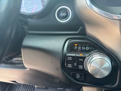 Used 2021 RAM 1500 Laramie AWD/4WD image 17