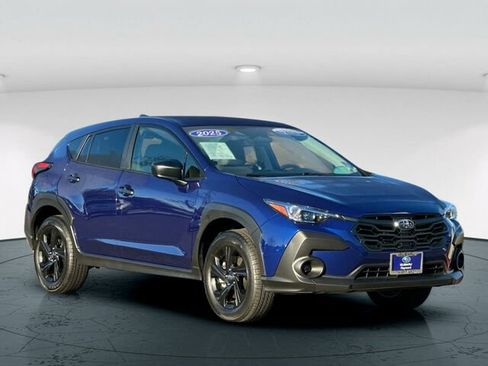 Certified 2025 Subaru Crosstrek 2.0i image 8