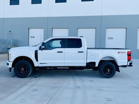 New 2026 Ford F350 4x4 Crew Cab Super Duty image 8