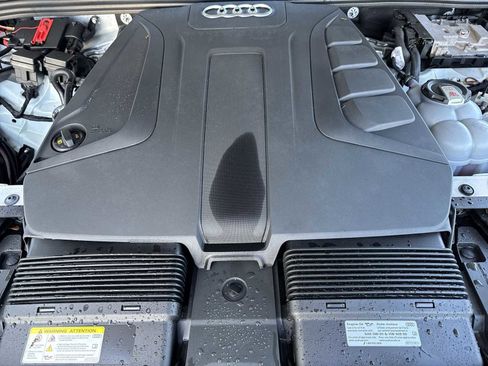 Used 2023 Audi Q7 2.0T Premium Plus w/ Premium Plus Package AWD/4WD image 17