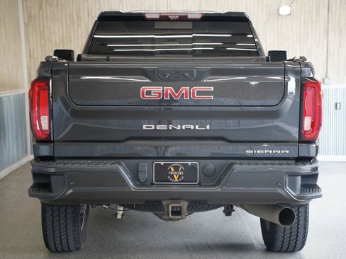 Used 2020 GMC Sierra 2500 Denali w/ Denali Ultimate Package AWD/4WD image 9