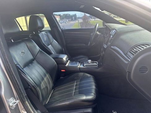 Used 2016 Chrysler 300 S w/ 300S Premium Group RWD image 16