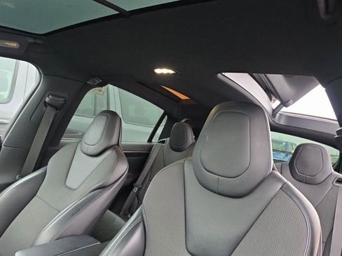 Used 2017 Tesla Model X 75D AWD/4WD image 7