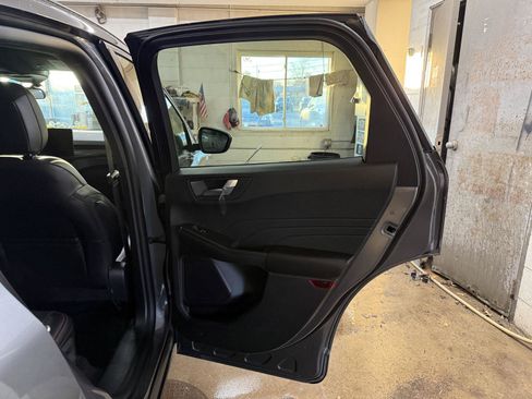 New 2026 Ford Escape ST-Line w/ Tech Pack #1 image 27