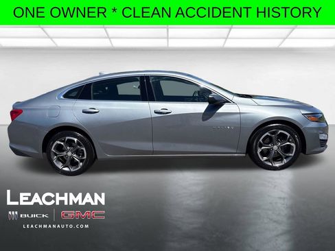 Used 2023 Chevrolet Malibu LT FWD image 2