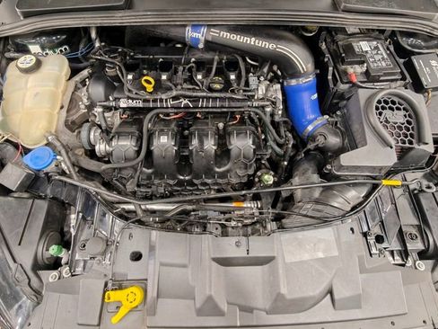 Used 2017 Ford Focus RS image 47