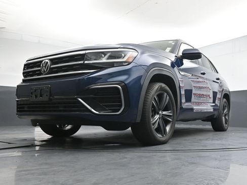 Used 2021 Volkswagen Atlas Cross Sport SE AWD/4WD image 34