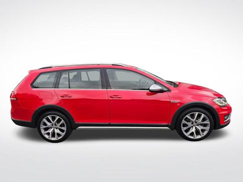 Used 2018 Volkswagen Golf Alltrack SEL AWD/4WD image 8