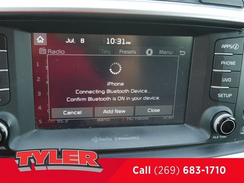 Used 2017 Kia Sorento FWD w/ LX Convenience Package image 46
