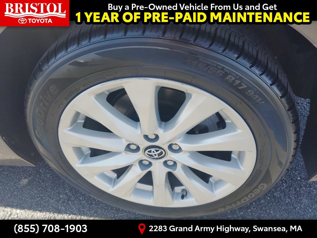 Used 2019 Toyota Camry LE w/ Convenience Package FWD image 11
