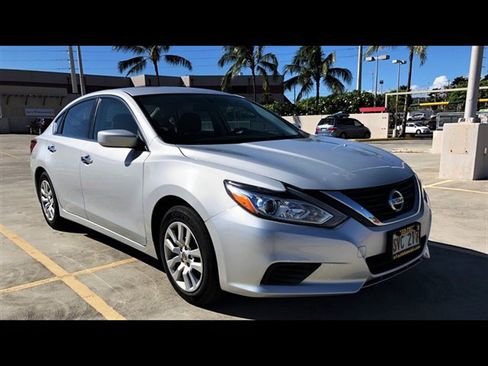Used 2016 Nissan Altima 2.5 S w/ Power Driver Seat Package FWD image 3