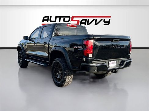Used 2024 Chevrolet Colorado Trail Boss w/ Technology Package image 5