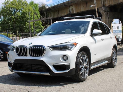 Used 2016 BMW X1 xDrive28i AWD/4WD image 3