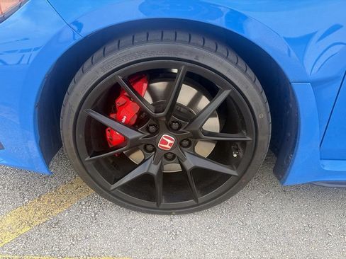 Used 2025 Honda Civic Type R image 9