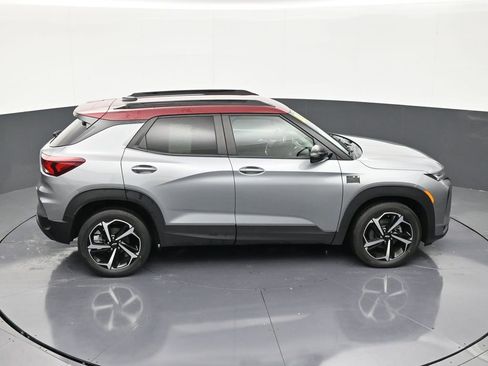 Used 2023 Chevrolet TrailBlazer RS FWD image 17