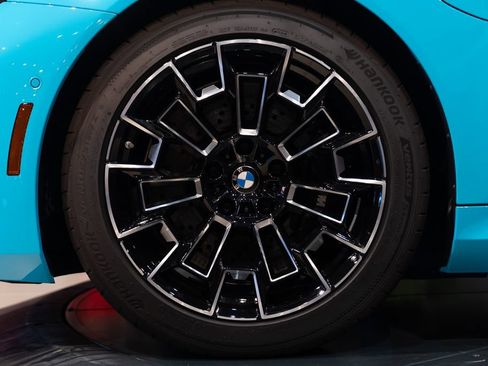 Used 2026 BMW M5 Touring w/ Executive Package AWD/4WD image 12