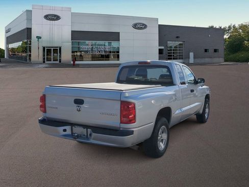 Used 2011 Dodge Dakota ST image 10