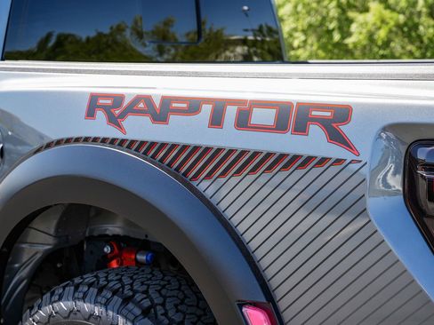 Used 2025 Ford F150 Raptor AWD/4WD image 12