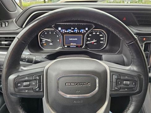 Used 2021 GMC Yukon XL Denali w/ Denali Premium Package AWD/4WD image 22