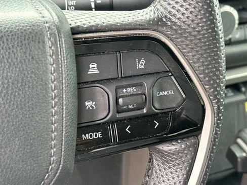 Used 2023 Toyota Tundra Limited image 30