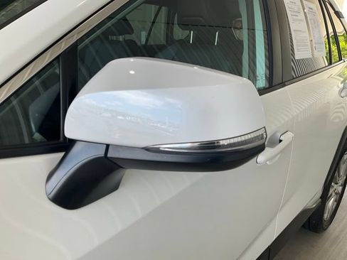 Used 2023 Toyota RAV4 XLE Premium FWD image 3