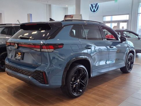 New 2026 Volkswagen Tiguan SE R-Line image 10