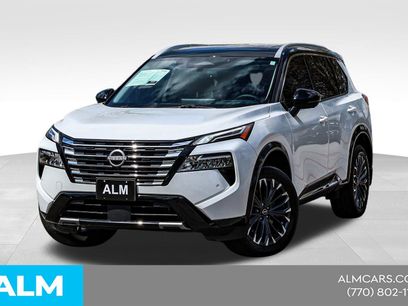 Used 2025 Nissan Rogue Platinum w/ Tech Package