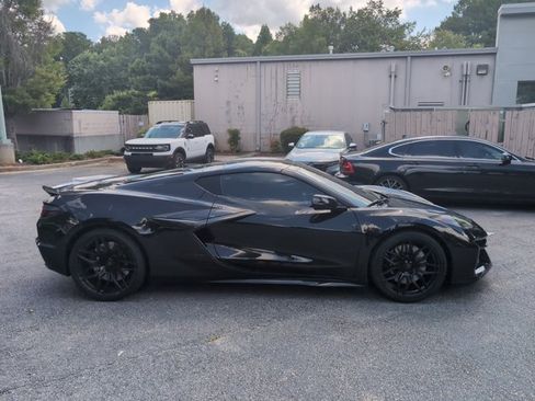 Used 2023 Chevrolet Corvette Z06 w/ Battery Protection Package RWD image 4