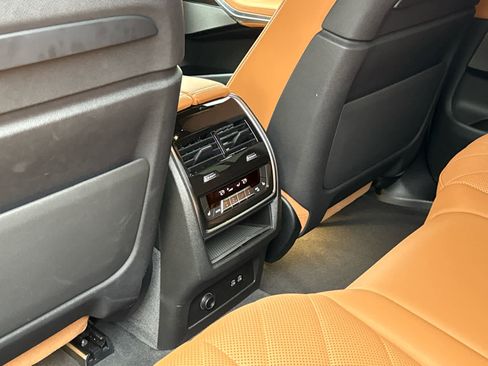 Certified 2026 BMW X7 xDrive40i image 16