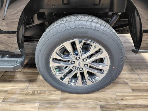 New 2025 Ford F150 Lariat w/ Equipment Group 502A High AWD/4WD image 13