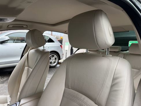 Used 2014 BMW 528i xDrive Sedan image 12