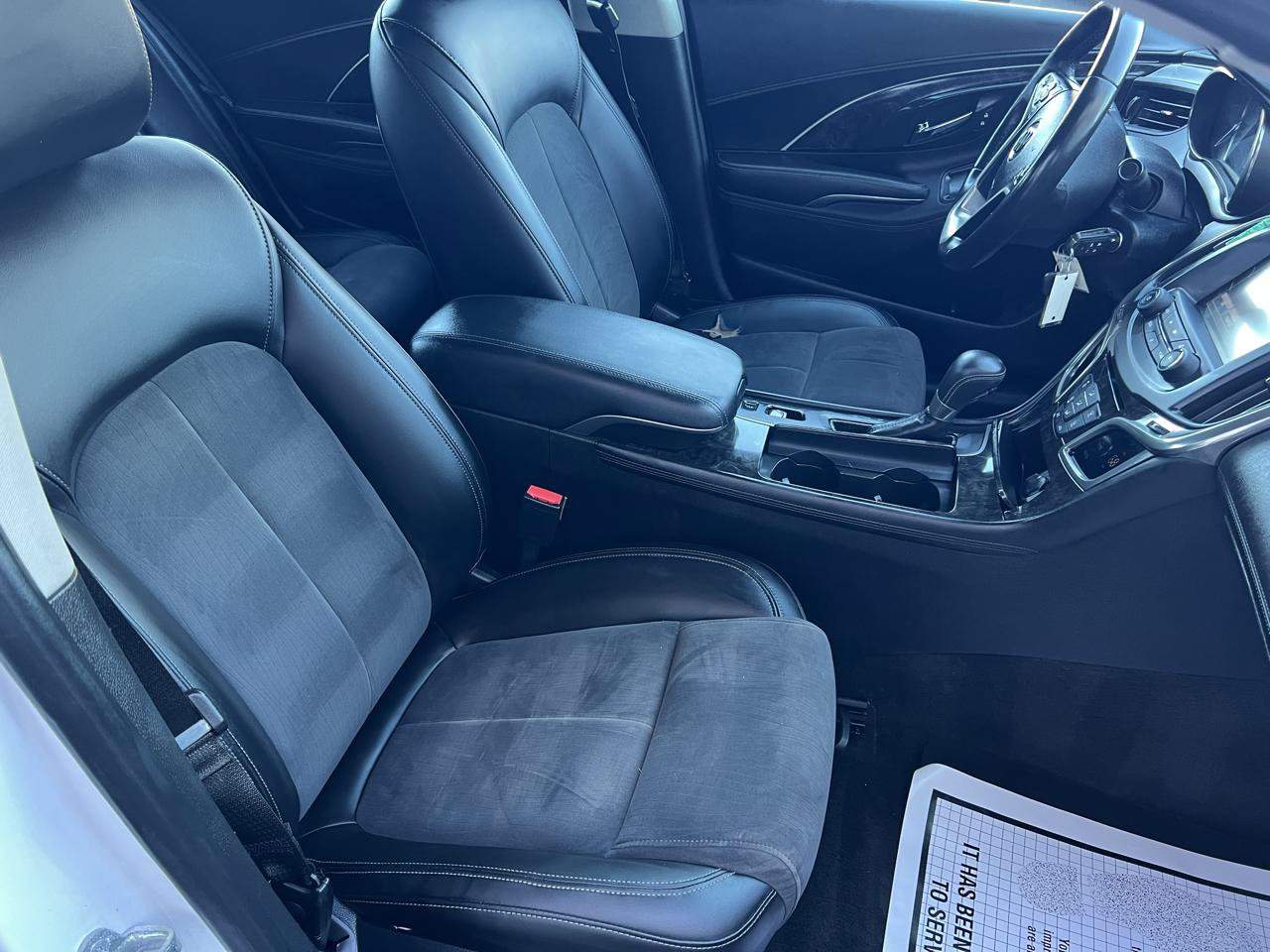 Used 2015 Buick LaCrosse FWD image 18