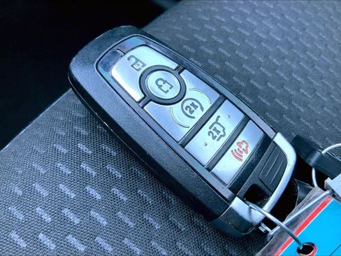 Used 2024 Ford Escape ST-Line image 28