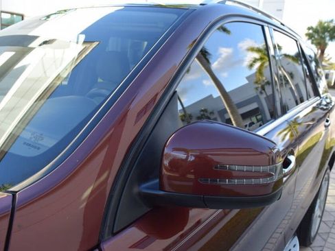 Used 2014 Mercedes-Benz ML 550 4MATIC image 33