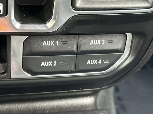 Used 2024 Jeep Wrangler High Altitude AWD/4WD image 36
