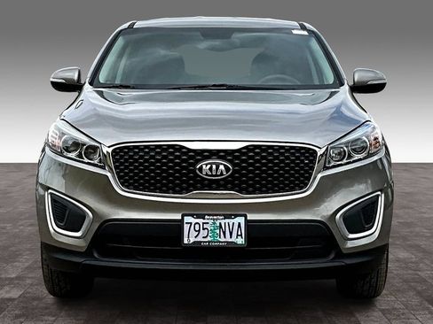 Used 2018 Kia Sorento L FWD image 5