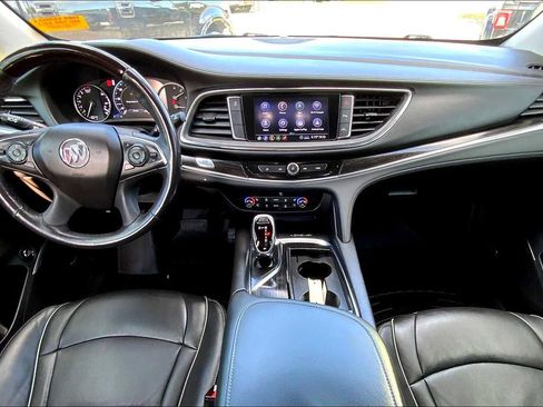 Used 2021 Buick Enclave Avenir image 25
