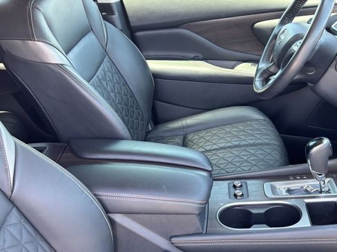 Certified 2024 Nissan Murano Platinum w/ Cargo Package FWD image 10