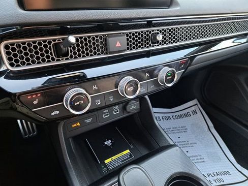 Used 2024 Honda Civic Sport Touring image 18