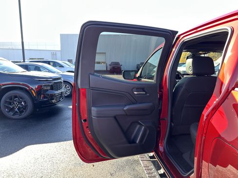 New 2026 Chevrolet Colorado Z71 w/ Z71 Convenience Package 2 image 30