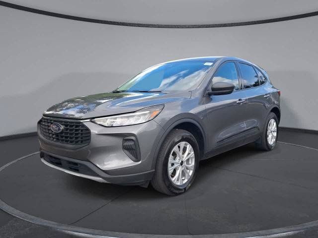 Certified 2025 Ford Escape Active AWD/4WD image 1