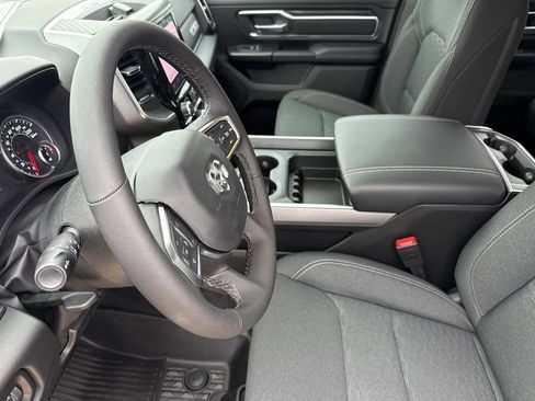 New 2026 RAM 1500 4x4 Crew Cab image 19