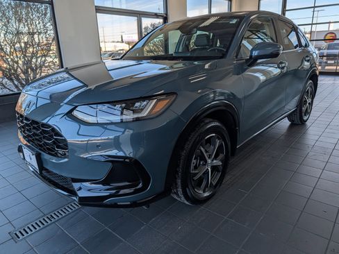 Used 2025 Honda HR-V EX-L image 5