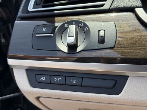 Used 2012 BMW 750Li RWD image 37