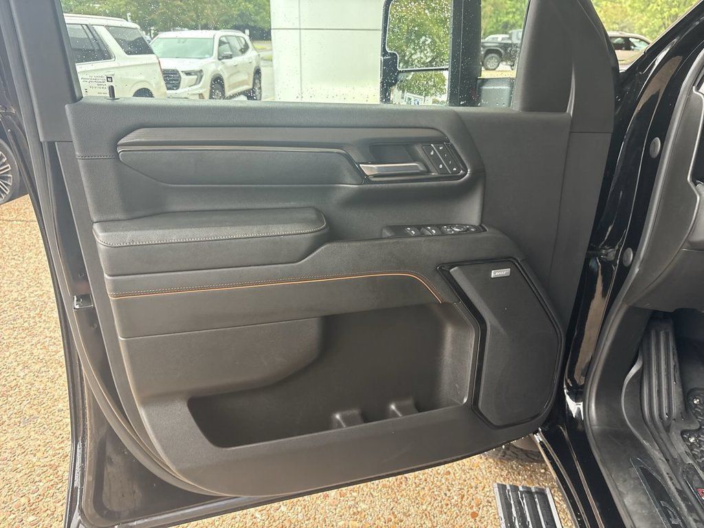 Certified 2024 GMC Sierra 2500 AT4 w/ AT4 Preferred Package AWD/4WD image 23