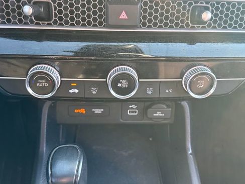 Used 2024 Honda Civic Sport image 29